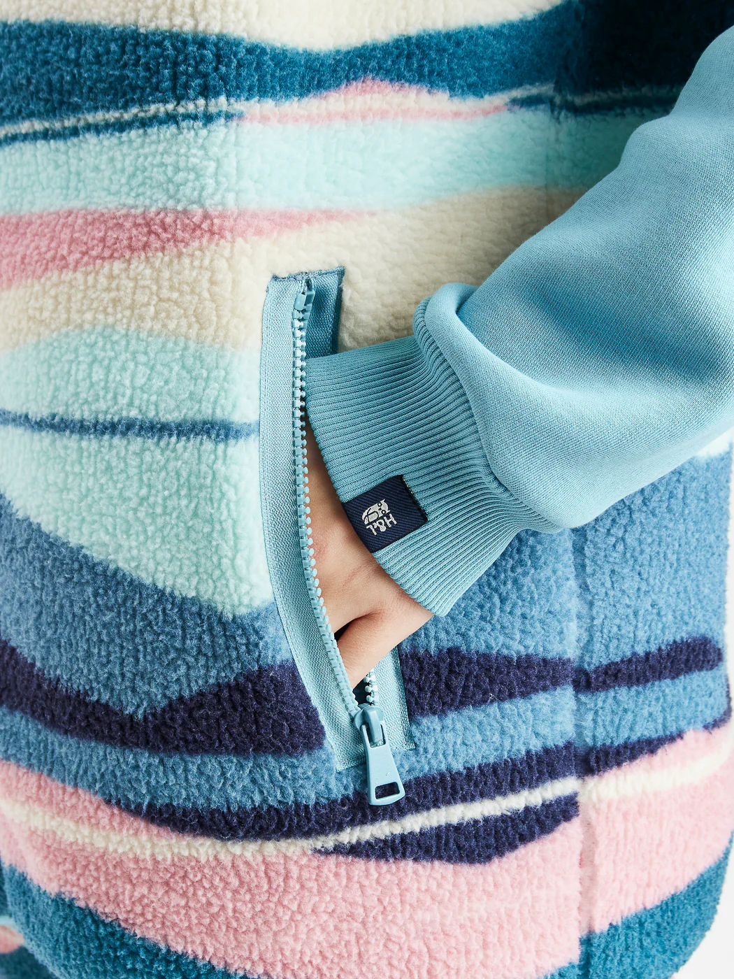 Emery Retro Pattern Sherpa Fleece Gilet - Harper & Lewis