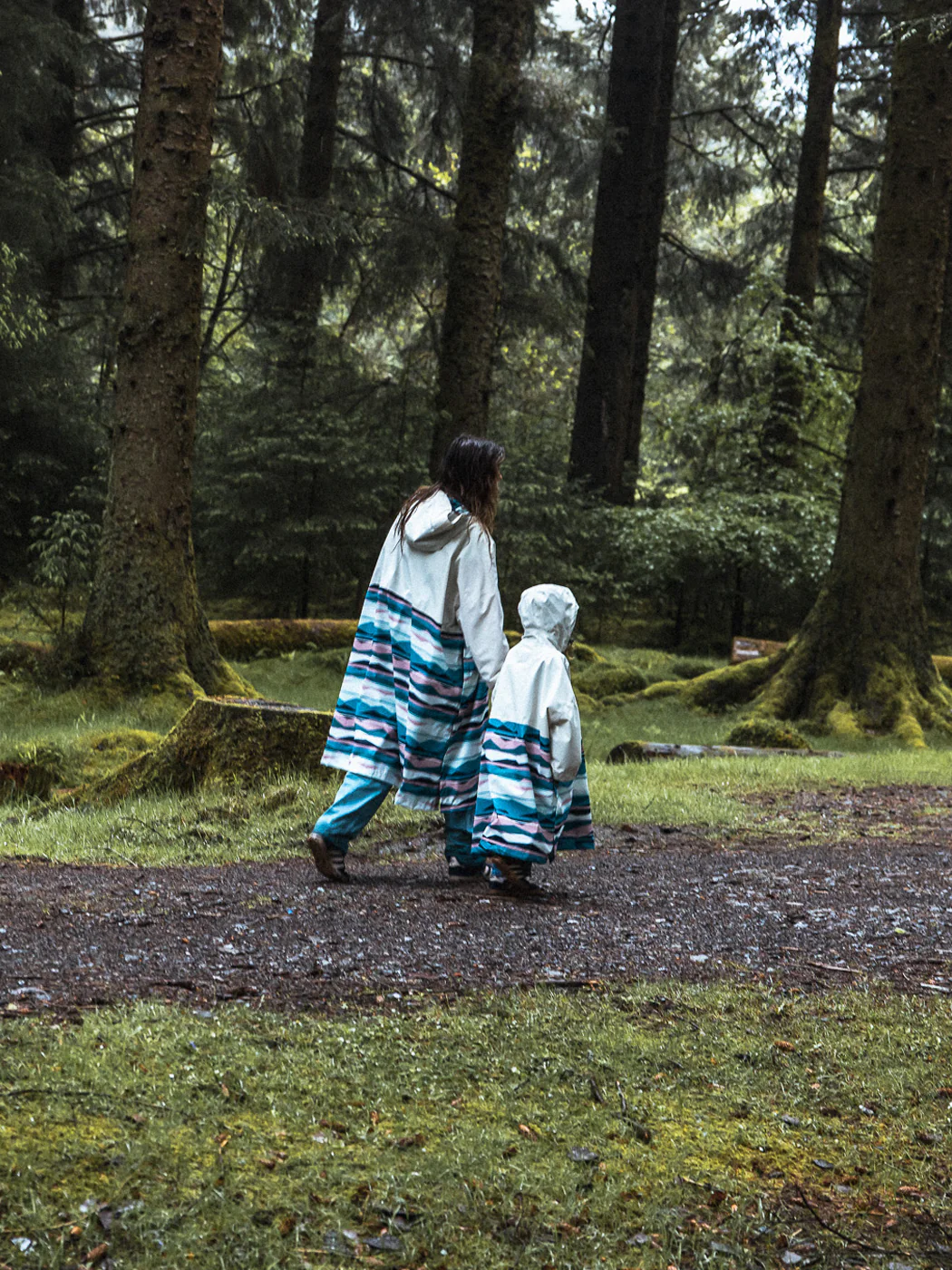 Kids Alva Retro Pattern Poncho - Harper & Lewis